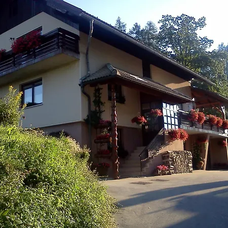 فندق مبيت وإفطار Tourist Farm Pr'dovar سيركلجي نا جورينجسكيم