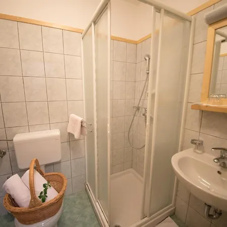 Tourist Farm Pr'dovar فندق مبيت وإفطار 3*