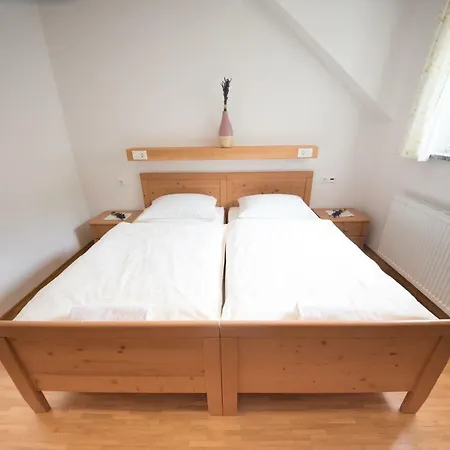 Tourist Farm Pr'dovar سيركلجي نا جورينجسكيم