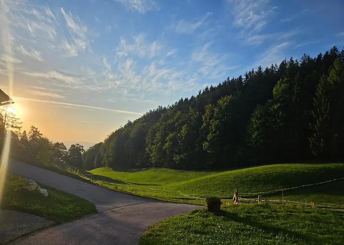 Tourist Farm Pr'dovar 3*