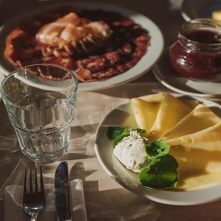 Tourist Farm Pr'dovar Отель типа 