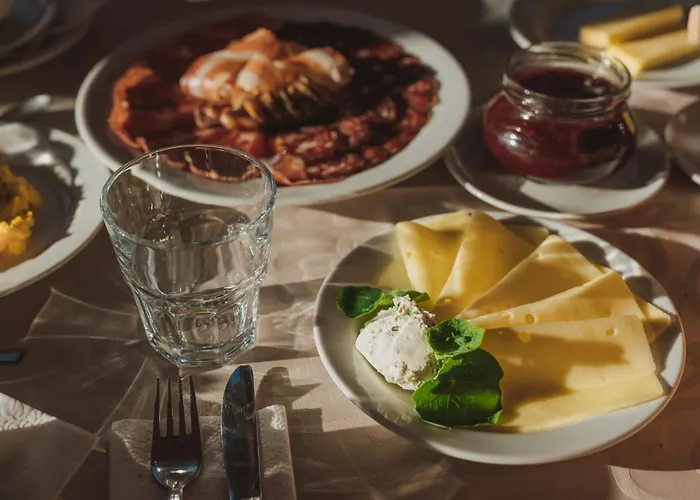 Tourist Farm Pr'dovar Bed and Breakfast 3*